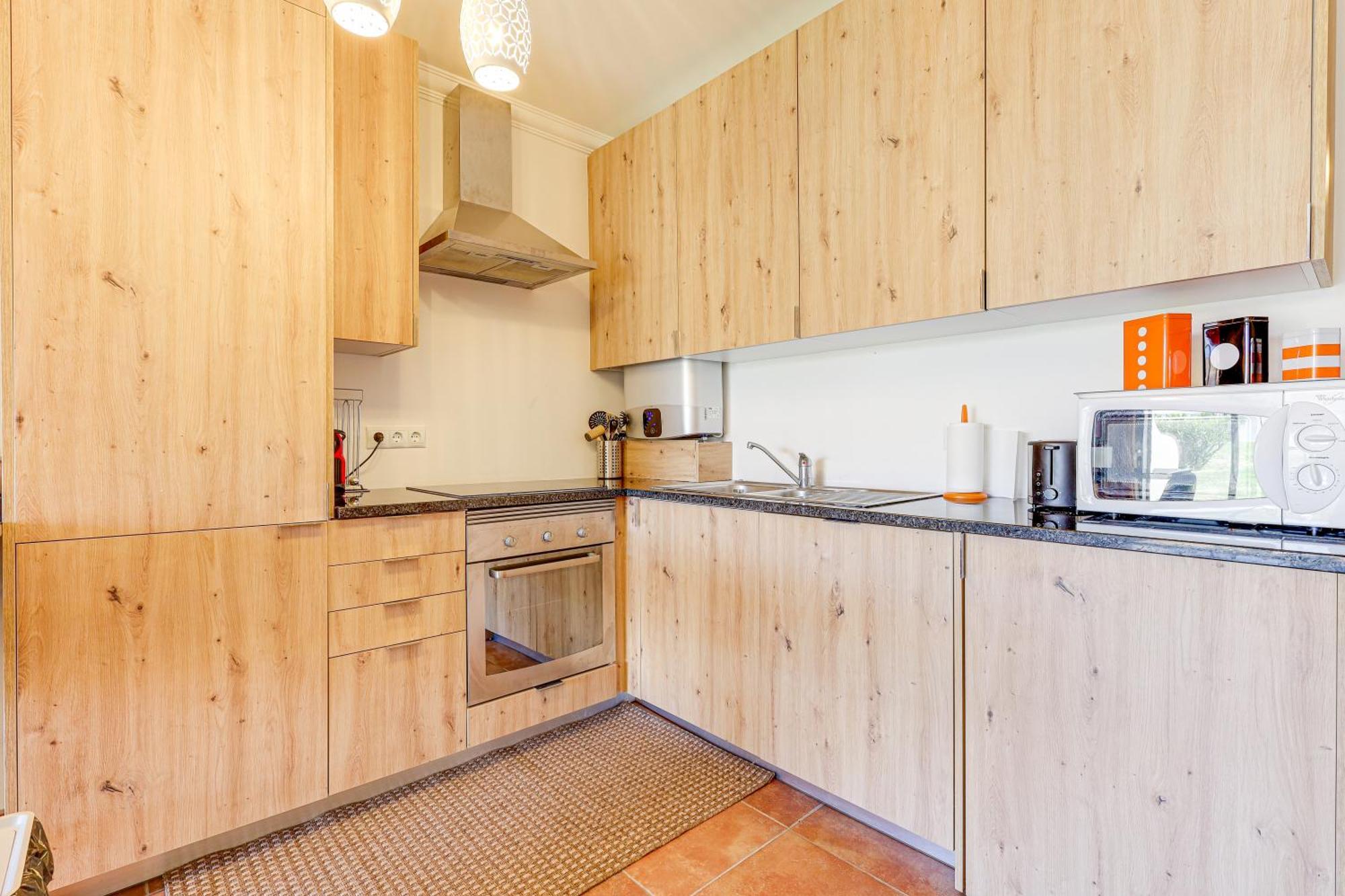 Apartment With 2 Bedrooms, 2M To The Beach Armacao de Pera Exterior photo