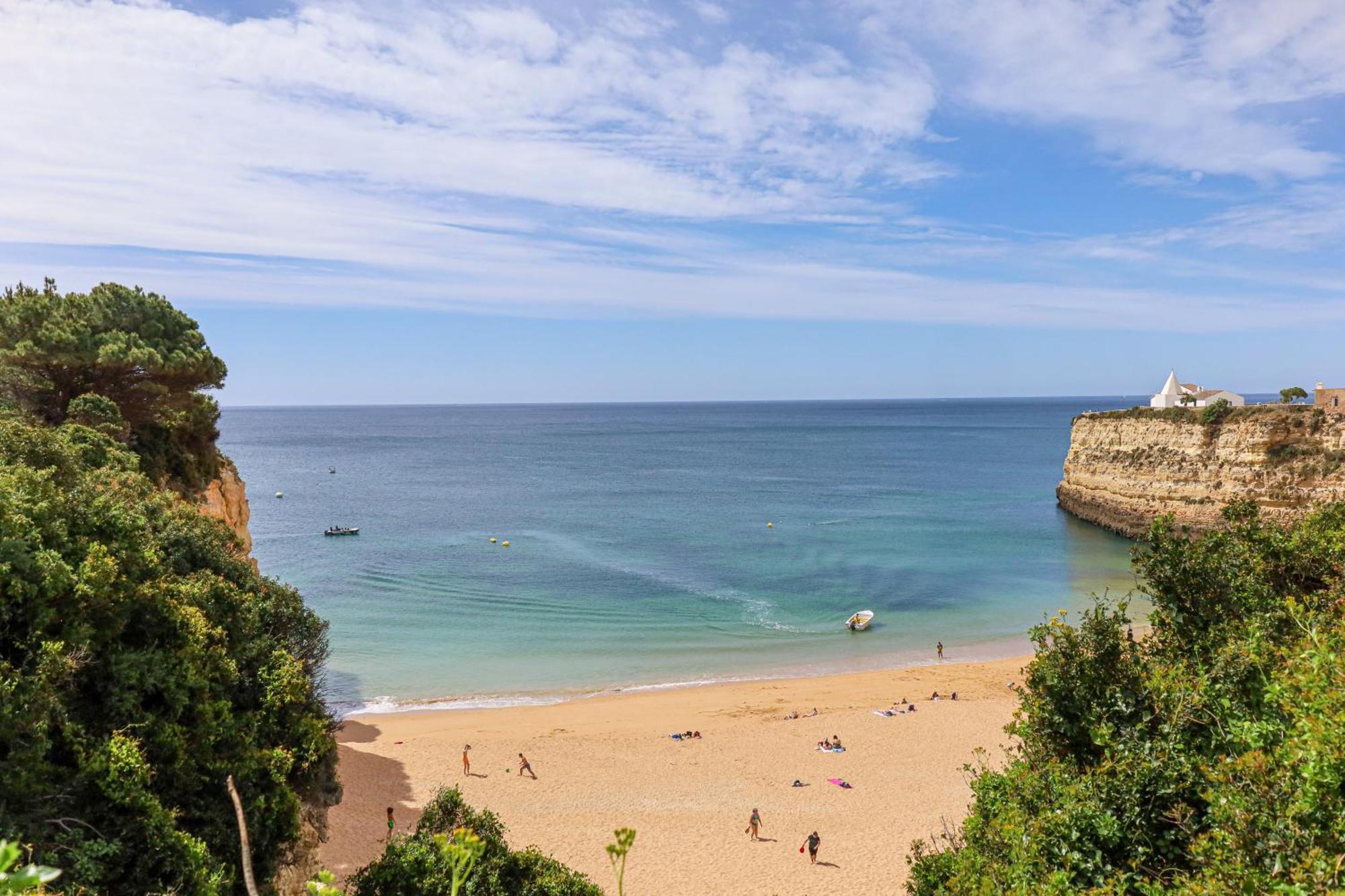 Apartment With 2 Bedrooms, 2M To The Beach Armacao de Pera Exterior photo